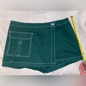 Wild Fable Green Skort